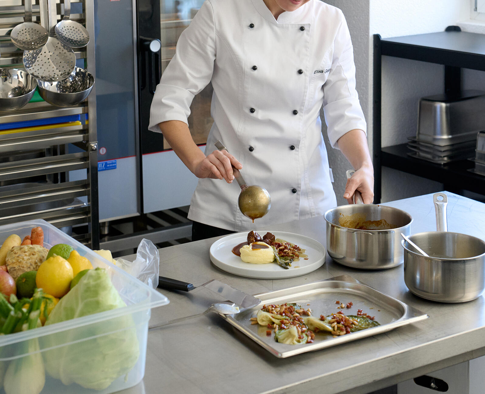 Bespoke Private Kitchen Zürich & Schwyz Individuell gekochte Wochenmenüs für private Haushalte in Zürich und Schwyz